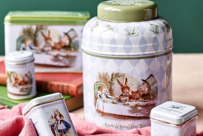 Alice in Wonderland Tea Gifts